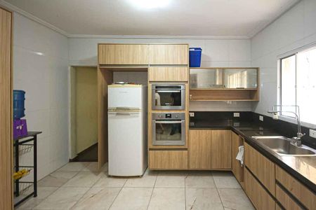 Casa à venda com 400m², 8 quartos e 2 vagasCozinha