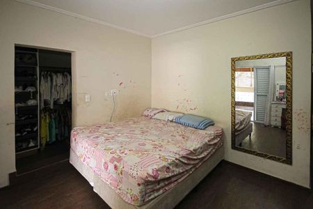 Casa à venda com 400m², 8 quartos e 2 vagasSuíte 1