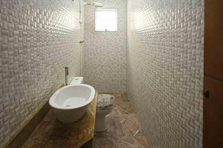 Casa à venda com 400m², 8 quartos e 2 vagasBanheiro Social