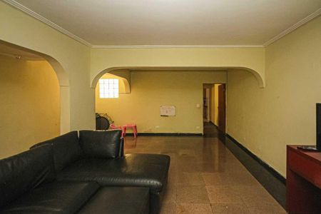 Casa à venda com 400m², 8 quartos e 2 vagasSala