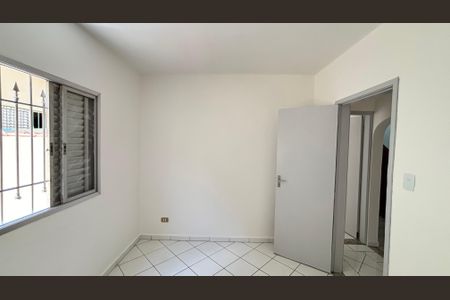 Casa à venda com 200m², 3 quartos e 2 vagas Casa à venda com 200m², 3 quartos e 2 vagasQuarto 1