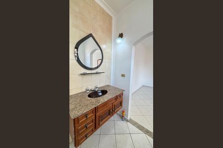 Casa à venda com 200m², 3 quartos e 2 vagas Casa à venda com 200m², 3 quartos e 2 vagasBanheiro da Suíte