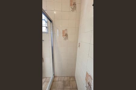 Casa à venda com 200m², 3 quartos e 2 vagas Casa à venda com 200m², 3 quartos e 2 vagasBanheiro da Suíte