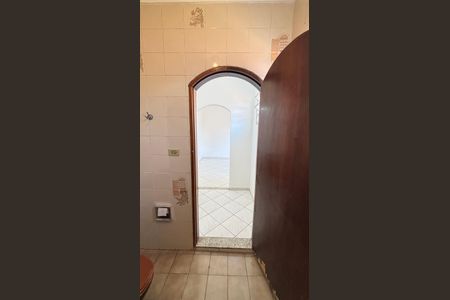 Casa à venda com 200m², 3 quartos e 2 vagas Casa à venda com 200m², 3 quartos e 2 vagasBanheiro da Suíte