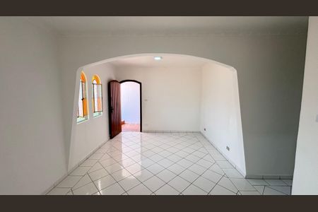Casa à venda com 200m², 3 quartos e 2 vagas Casa à venda com 200m², 3 quartos e 2 vagasSala - Sala de Jantar