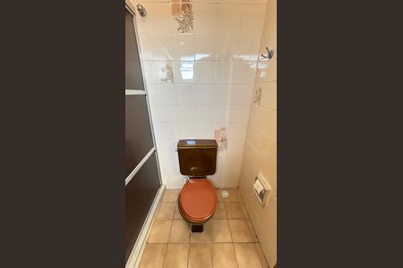 Casa à venda com 200m², 3 quartos e 2 vagas Casa à venda com 200m², 3 quartos e 2 vagasBanheiro da Suíte