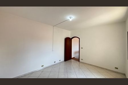 Casa à venda com 200m², 3 quartos e 2 vagas Casa à venda com 200m², 3 quartos e 2 vagasSuite