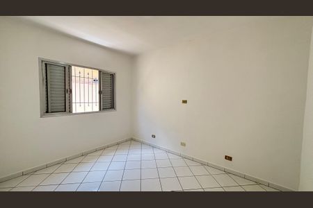 Casa à venda com 200m², 3 quartos e 2 vagas Casa à venda com 200m², 3 quartos e 2 vagasQuarto 2