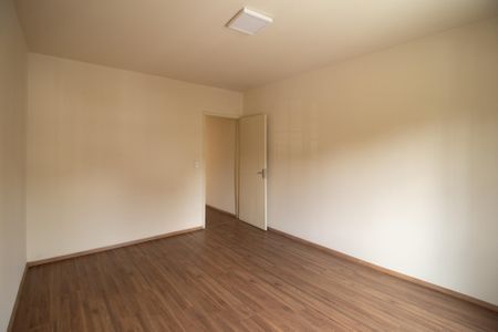 Casa à venda com 166m², 4 quartos e 2 vagas Casa à venda com 166m², 4 quartos e 2 vagasQuarto 3