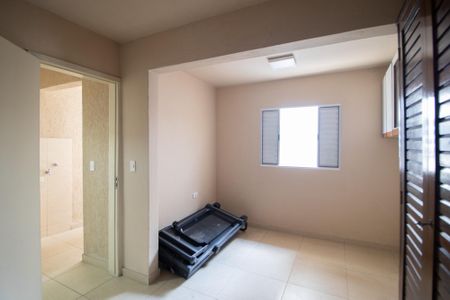 Casa à venda com 166m², 4 quartos e 2 vagas Casa à venda com 166m², 4 quartos e 2 vagasÁrea de Serviço