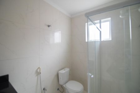 Casa à venda com 166m², 4 quartos e 2 vagas Casa à venda com 166m², 4 quartos e 2 vagasBanheiro 1