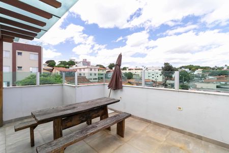 Apartamento à venda com 240m², 3 quartos e 2 vagasCobertura