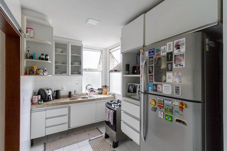 Apartamento à venda com 240m², 3 quartos e 2 vagasCozinha