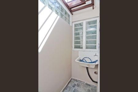 Casa para alugar com 130m², 2 quartos e sem vagaÁrea de Serviço