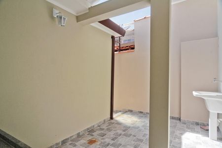 Casa para alugar com 130m², 2 quartos e sem vagaÁrea externa