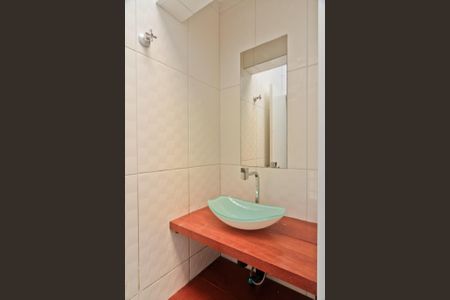 Casa para alugar com 130m², 2 quartos e sem vagaÁrea externa - lavabo