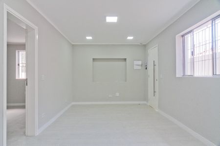Casa para alugar com 130m², 2 quartos e sem vagaSala