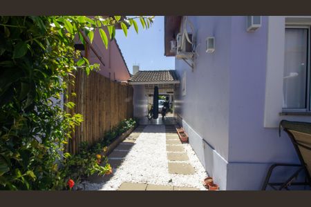 Casa de condomínio à venda com 180m², 4 quartos e 2 vagasQuintal