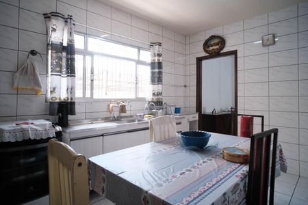 Casa à venda com 250m², 3 quartos e 2 vagasCozinha