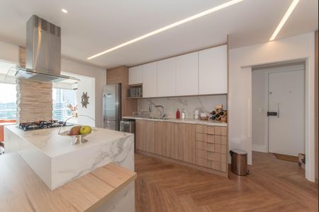 Apartamento à venda com 132m², 2 quartos e 3 vagasCozinha