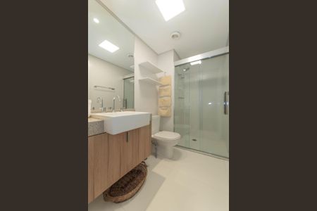 Apartamento à venda com 132m², 2 quartos e 3 vagasBanheiro da Suíte 1