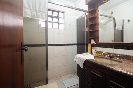 Casa à venda com 111m², 3 quartos e 2 vagasBanheiro Social 