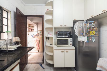 Casa à venda com 111m², 3 quartos e 2 vagasCozinha 