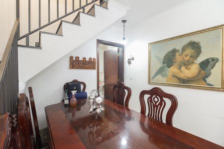 Casa à venda com 111m², 3 quartos e 2 vagasSala 