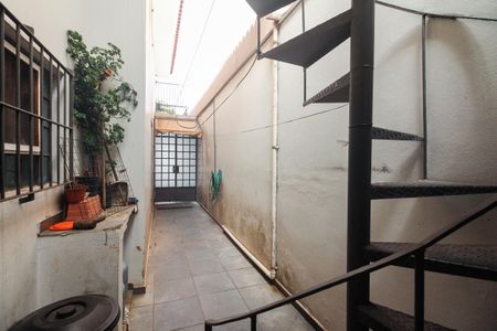 Casa à venda com 111m², 3 quartos e 2 vagasQuintal 