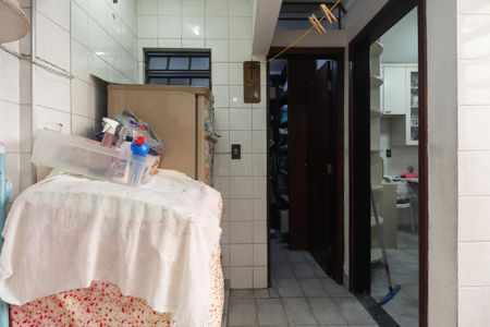 Casa à venda com 111m², 3 quartos e 2 vagasÁrea de Serviço 