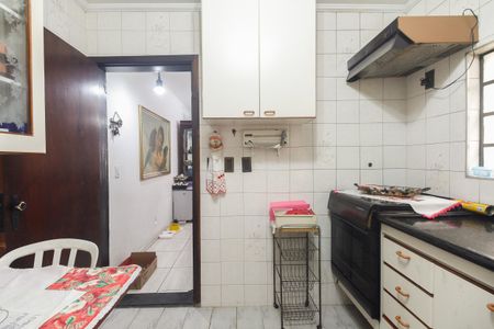 Casa à venda com 111m², 3 quartos e 2 vagasCozinha 