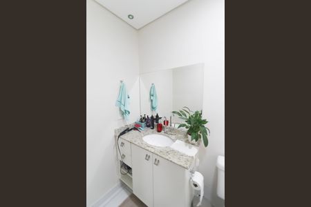 Apartamento à venda com 119m², 3 quartos e 2 vagas Apartamento à venda com 119m², 3 quartos e 2 vagasBanheiro