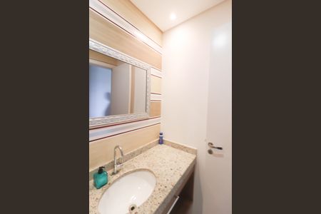 Apartamento à venda com 119m², 3 quartos e 2 vagas Apartamento à venda com 119m², 3 quartos e 2 vagasLavabo