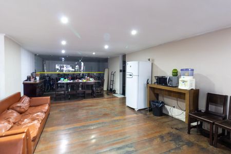 Apartamento para alugar com 47m², 1 quarto e sem vagaÁrea Comum - Salão de Festas