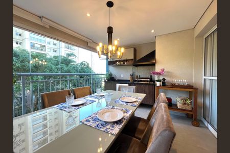 Apartamento à venda com 80m², 2 quartos e 1 vagaVaranda