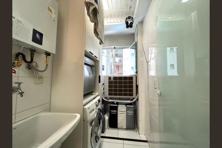 Apartamento à venda com 80m², 2 quartos e 1 vagaÁrea de Serviço