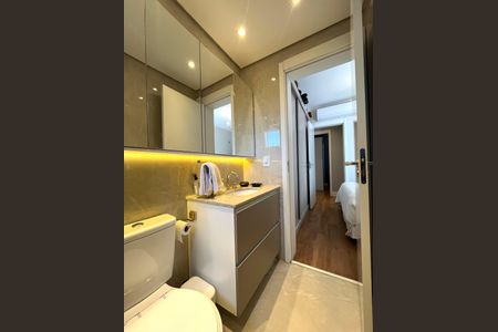 Apartamento à venda com 80m², 2 quartos e 1 vagaBanheiro da Suíte