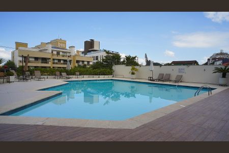 Apartamento para alugar com 79m², 2 quartos e 1 vaga Apartamento para alugar com 79m², 2 quartos e 1 vagaÁrea comum - Piscina
