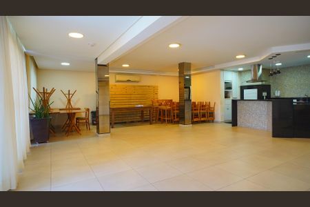 Apartamento para alugar com 79m², 2 quartos e 1 vaga Apartamento para alugar com 79m², 2 quartos e 1 vagaÁrea comum - Salão de festas