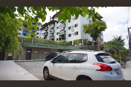 Apartamento para alugar com 79m², 2 quartos e 1 vaga Apartamento para alugar com 79m², 2 quartos e 1 vagaFachada