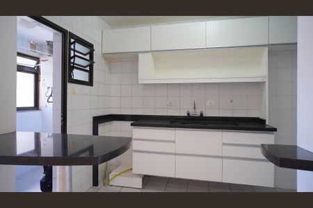 Apartamento para alugar com 79m², 2 quartos e 1 vaga Apartamento para alugar com 79m², 2 quartos e 1 vagaCozinha