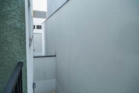 Apartamento à venda com 34m², 2 quartos e 1 vaga Apartamento à venda com 34m², 2 quartos e 1 vagaVaranda