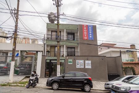 Apartamento à venda com 34m², 2 quartos e 1 vaga Apartamento à venda com 34m², 2 quartos e 1 vagaFachada