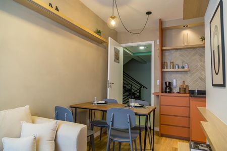 Apartamento à venda com 34m², 2 quartos e 1 vaga Apartamento à venda com 34m², 2 quartos e 1 vagaSala