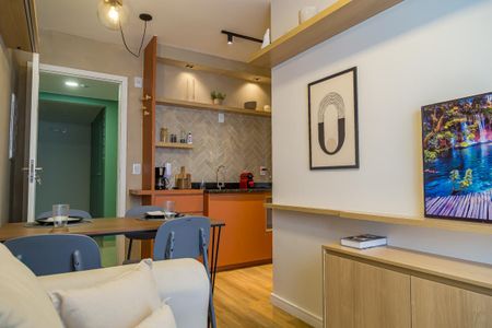 Apartamento à venda com 34m², 2 quartos e 1 vaga Apartamento à venda com 34m², 2 quartos e 1 vagaSala