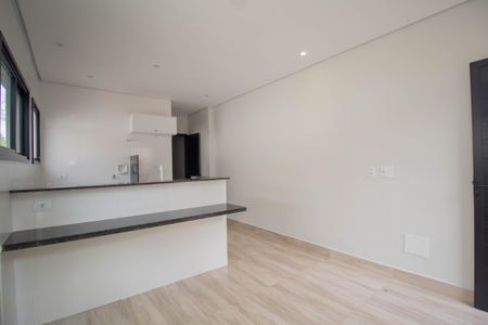 Casa de condomínio para alugar com 30m², 1 quarto e 1 vaga Casa de condomínio para alugar com 30m², 1 quarto e 1 vagaSala