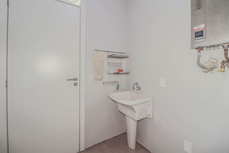 Casa à venda com 356m², 4 quartos e 3 vagas Casa à venda com 356m², 4 quartos e 3 vagasÁrea de Serviço