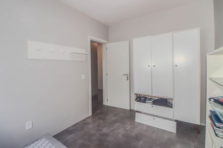 Casa à venda com 356m², 4 quartos e 3 vagas Casa à venda com 356m², 4 quartos e 3 vagasQuarto 2