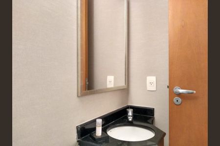 Apartamento à venda com 62m², 1 quarto e 1 vaga Apartamento à venda com 62m², 1 quarto e 1 vagaLavabo da Sala