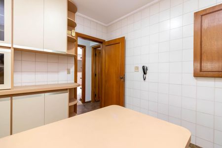 Apartamento para alugar com 148m², 3 quartos e 3 vagasCopa